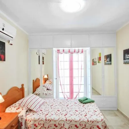 Playa De Fanabe Sleeps 6 With Pool Air Con And Wifi Villa Costa Adeje (Tenerife)