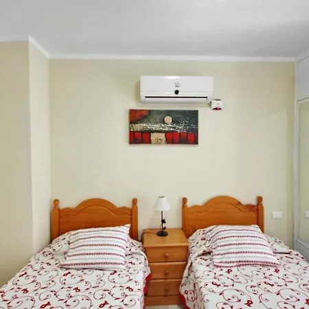 Playa De Fanabe Sleeps 6 With Pool Air Con And Wifi Villa Costa Adeje (Tenerife)