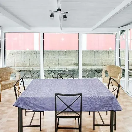 Playa De Fanabe Sleeps 6 With Pool Air Con And Wifi *
